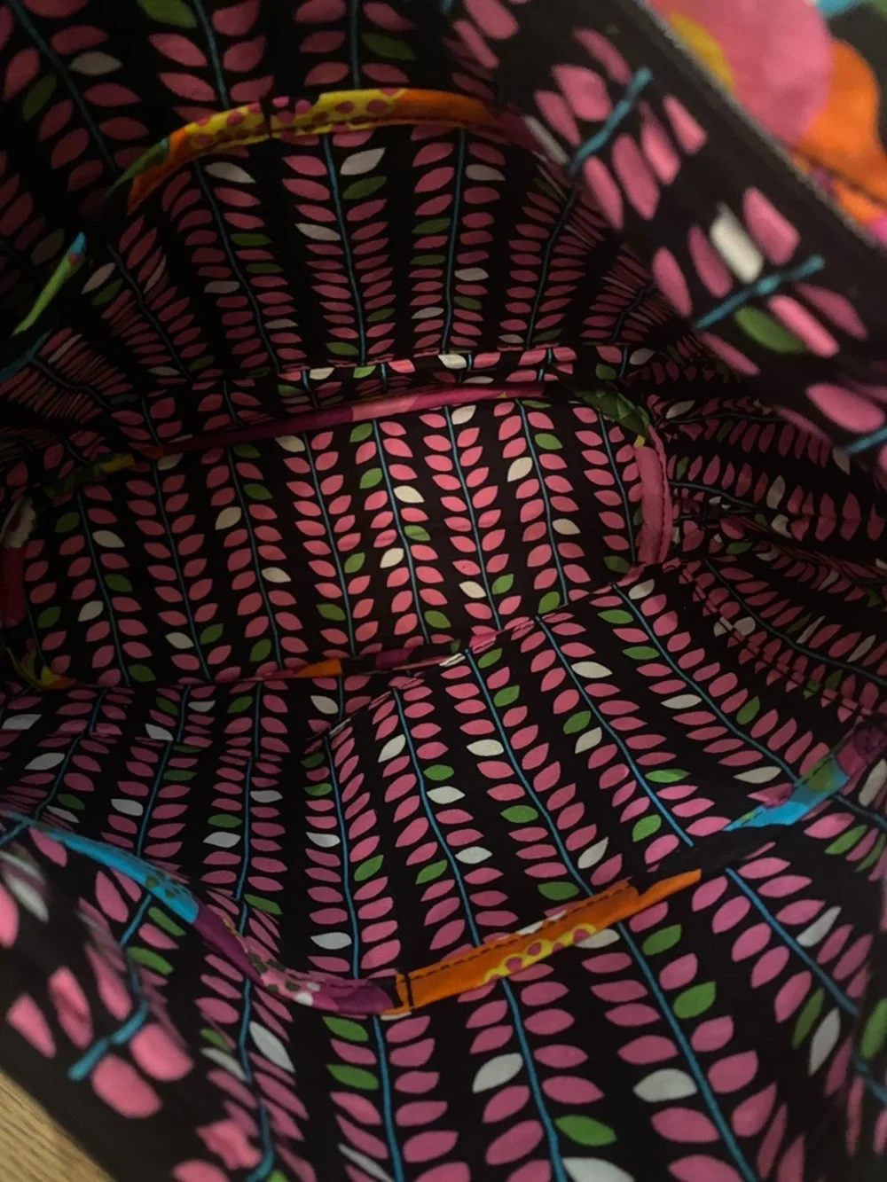 Vera Bradley “Va Va Bloom” Crossbody Hobo Bag Retired Pattern